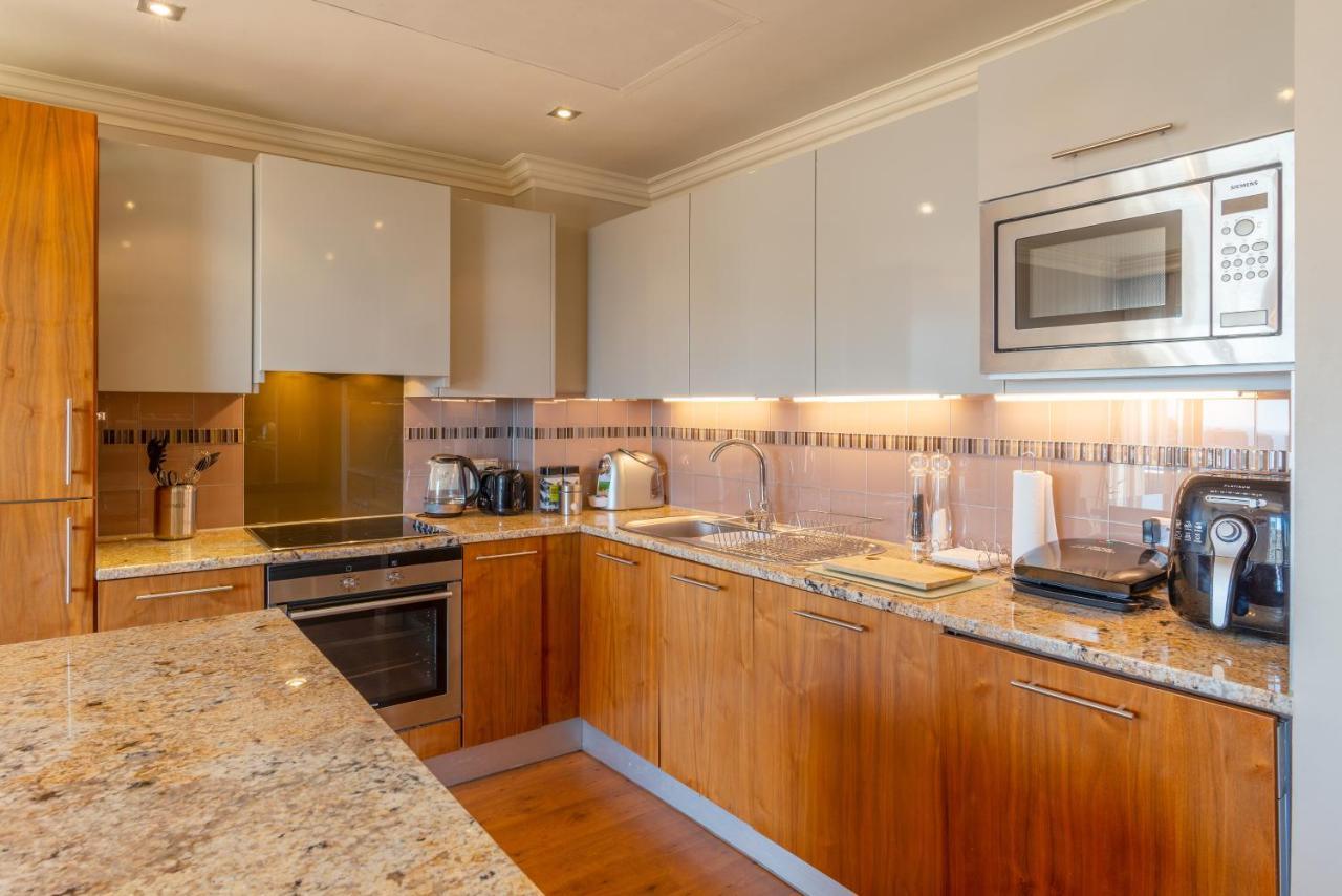 Cape Royale I Whosting Apartment Cape Town Luaran gambar